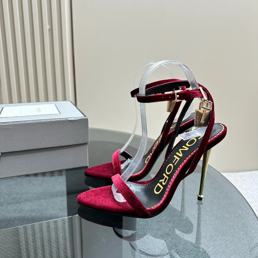 TOM FORD Padlock一字带高跟凉鞋10cm