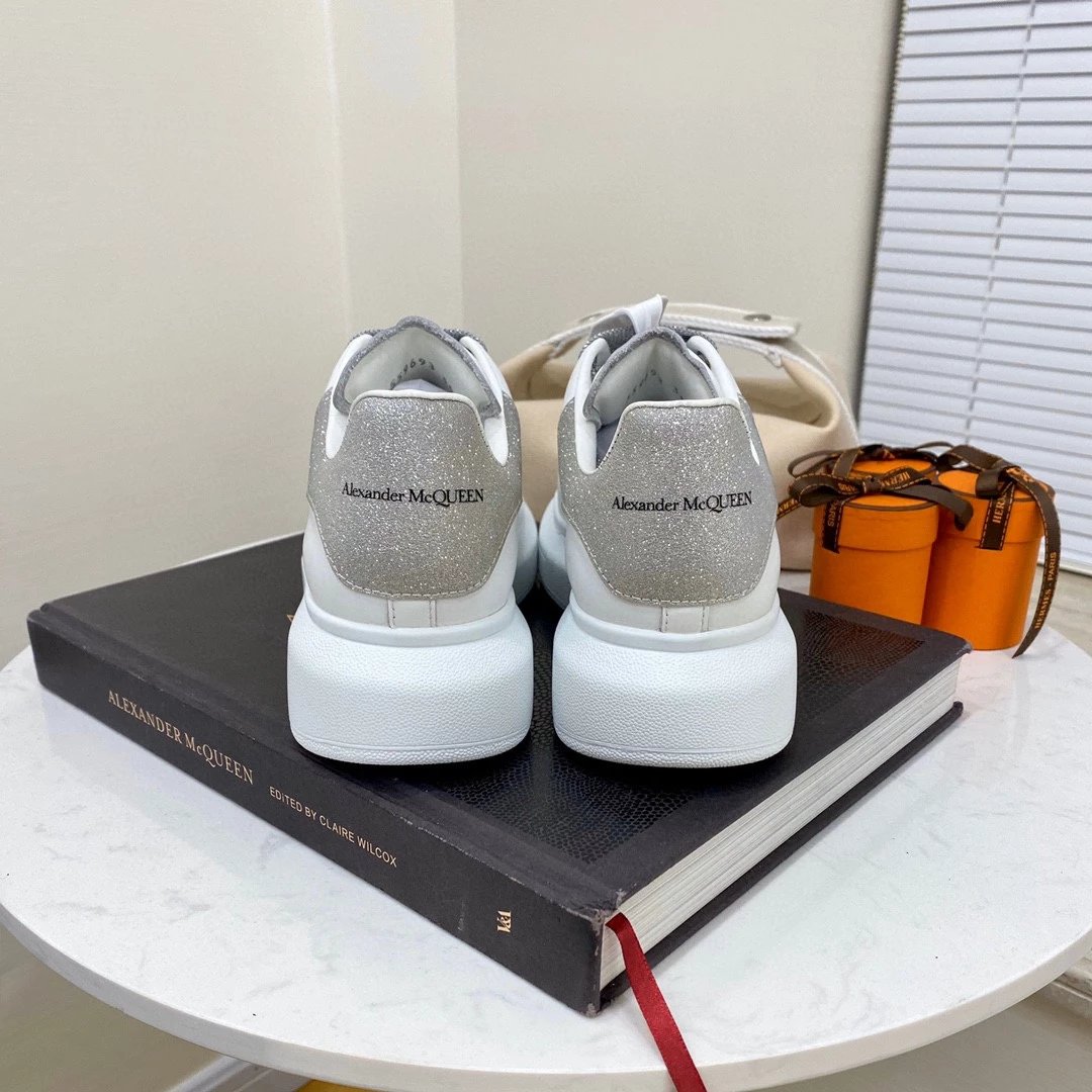 MCQ White Shoes Silver Glitter Tail Sneakers Thick Bottom Shoes Casual Shoes Couple Model Men's Shoes Women's Shoes