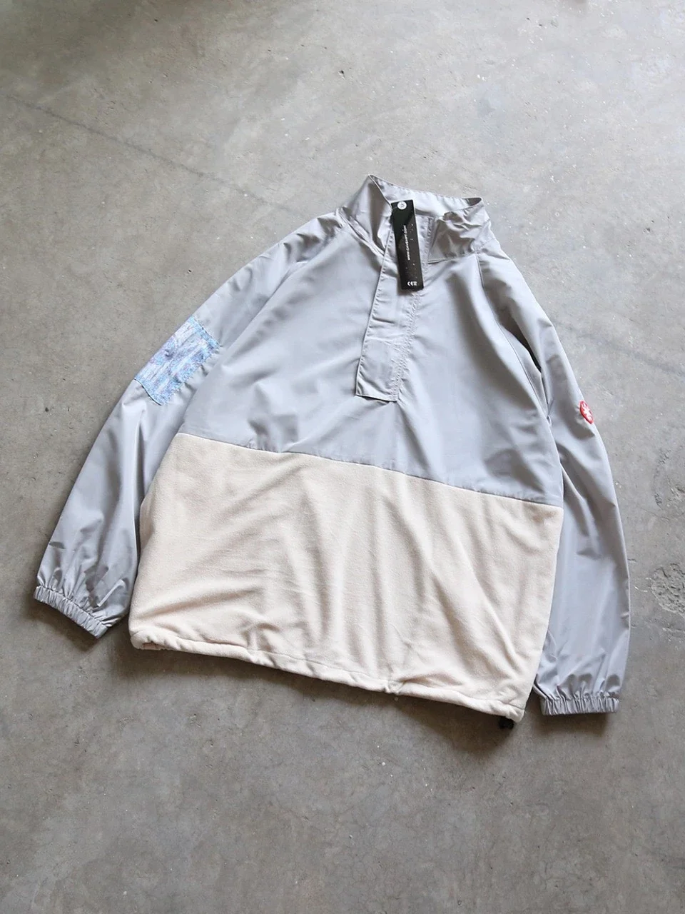 售完】18SS CAVEMPT C.E DESIRE HALF ZIP 摇粒绒冲锋衣拼色夹克