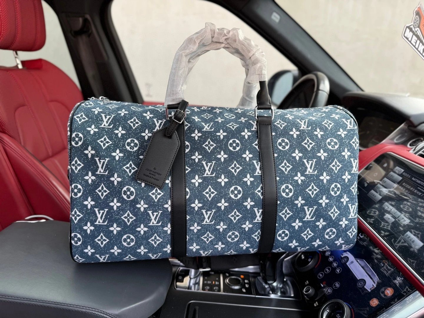 📷 High end goods ‼️  New Travel 1 Bag 💼  Travel 1 bag, 50 presbyopia embossed, detachable and adjustable shoulder strap, leather travel bag, men's travel bag, 50x27x19cm