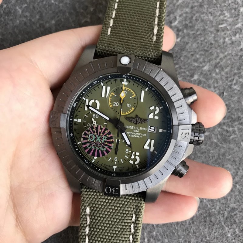 Oxf Breitling Avenger Chronograph 45 Night Missio 45 12