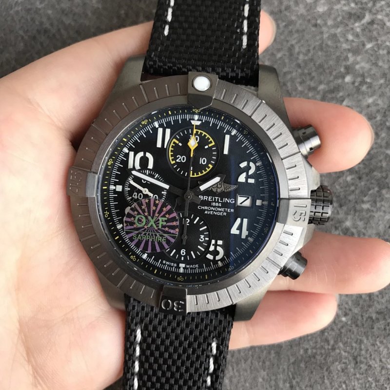 Oxf Breitling Avenger Chronograph 45 Night Missio 45 12