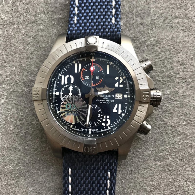 Oxf Breitling Avenger Chronograph 45 Night Missio 45 12