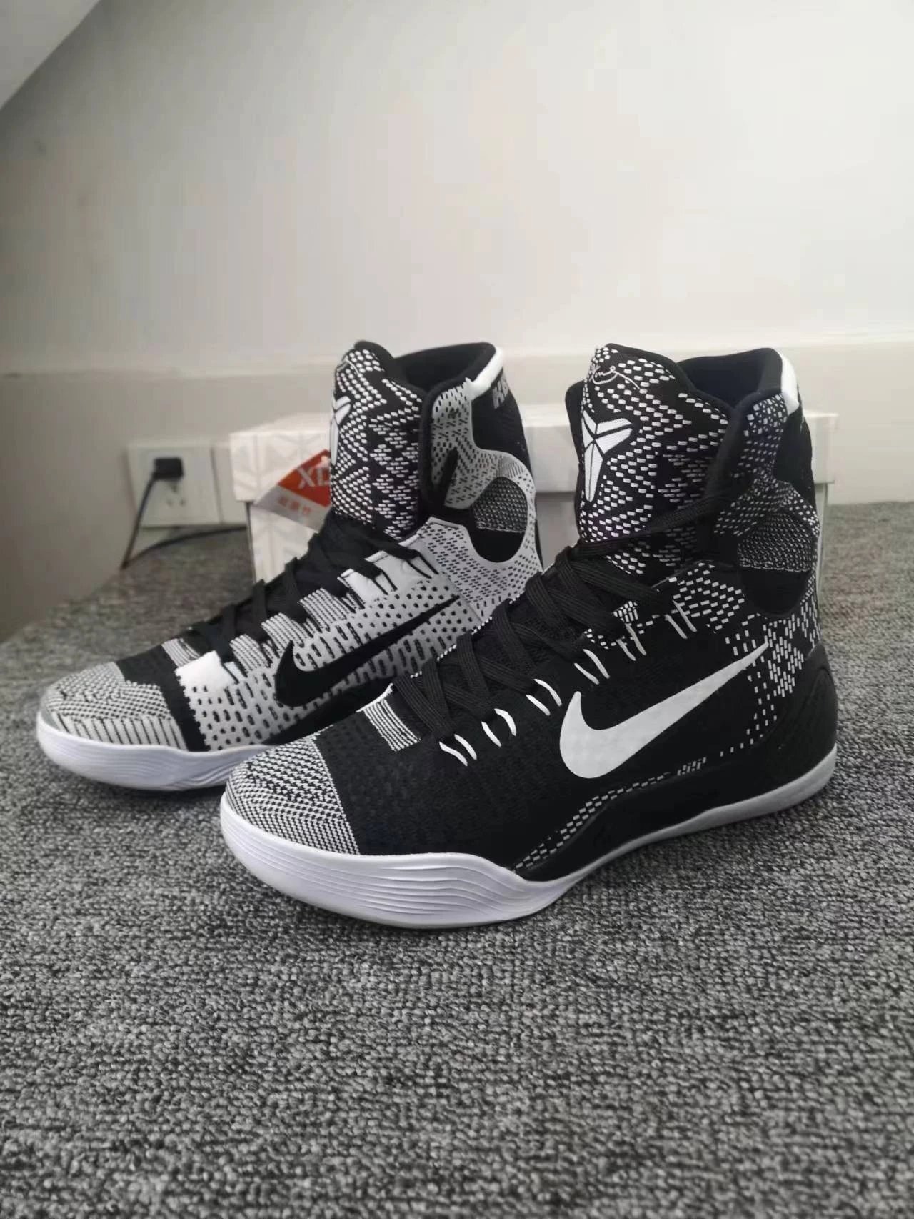Nike Kobe AD White Basketball Shoes - 38