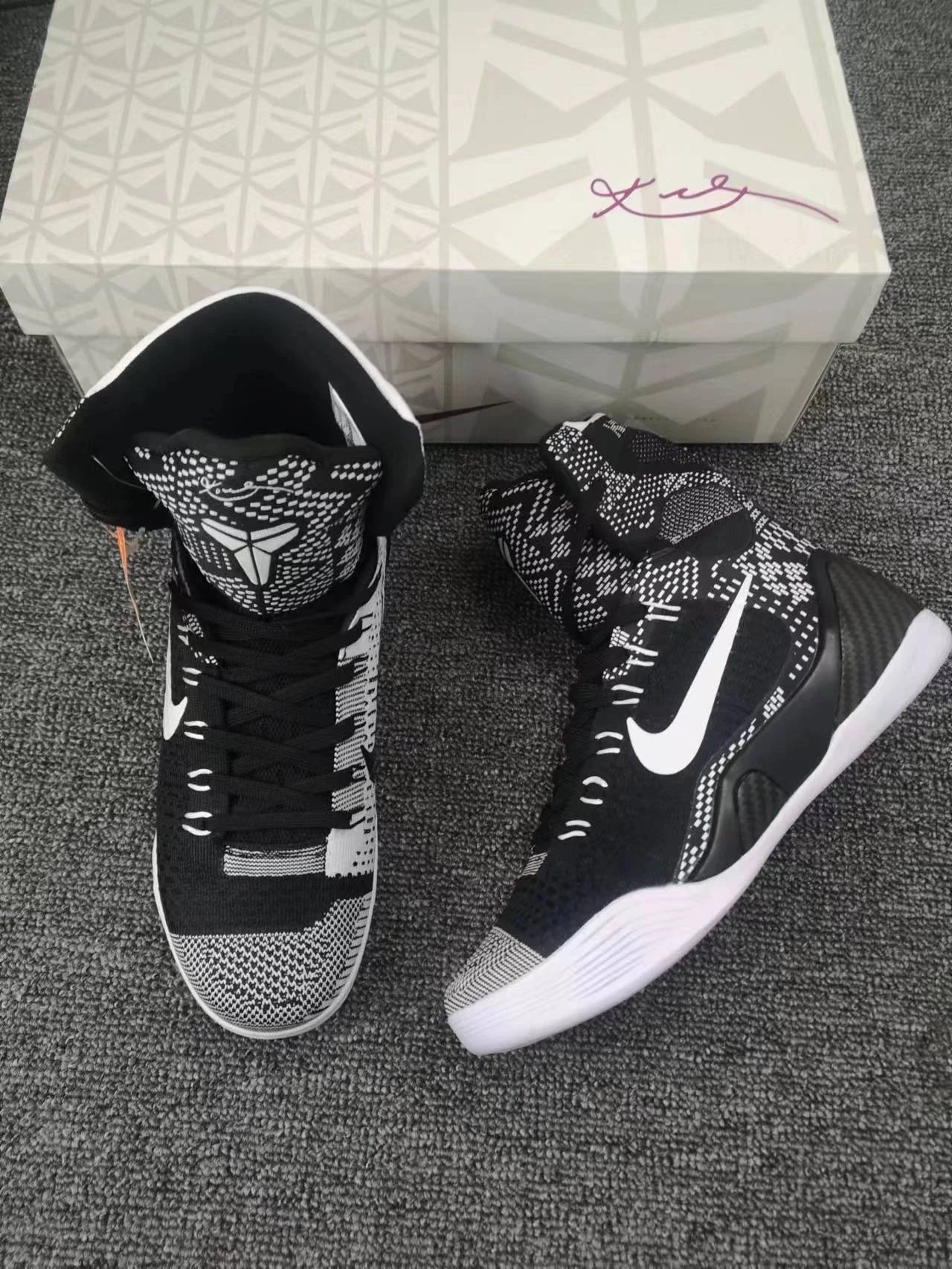 Nike Kobe AD White Basketball Shoes - 41