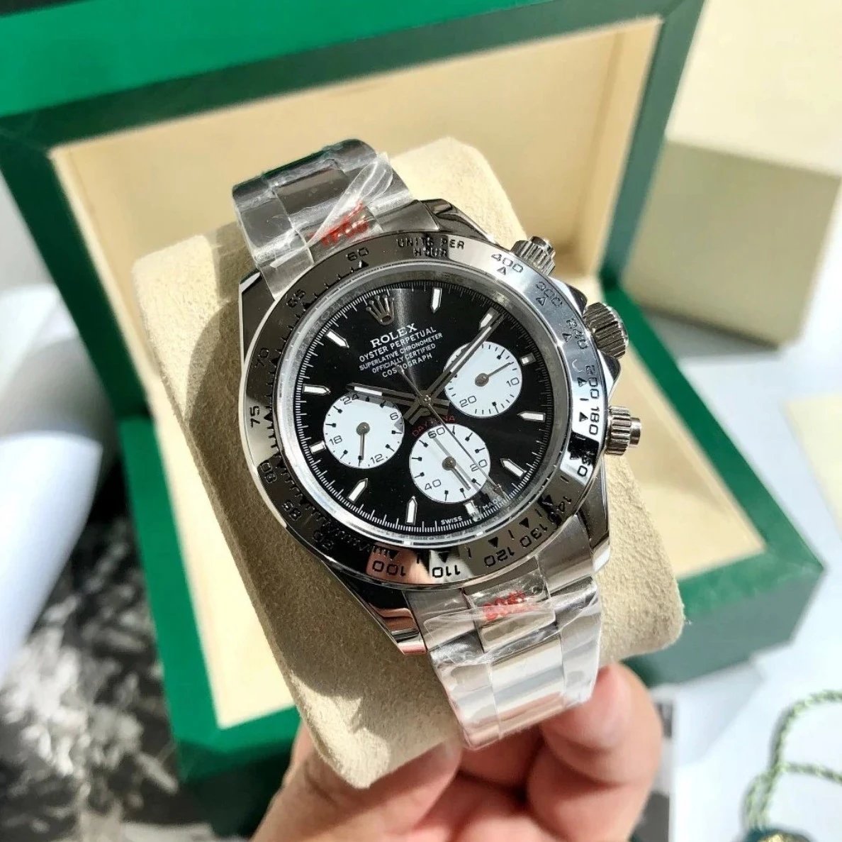 Silver shell black plate white small circle (new model)