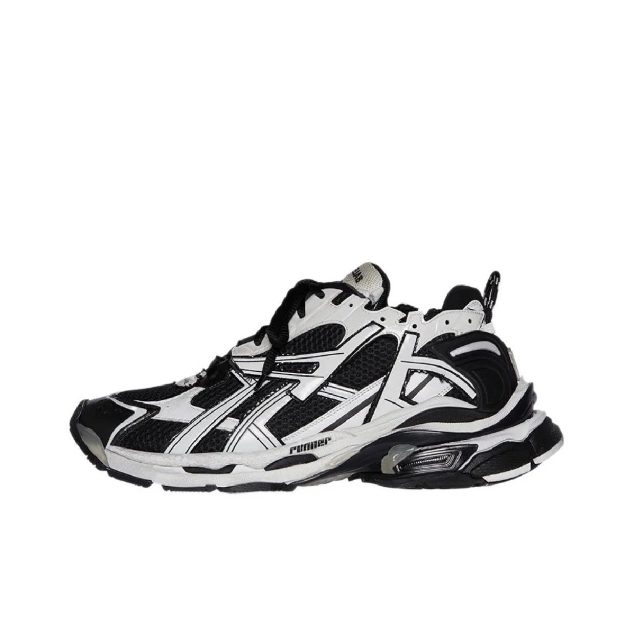 Runner 7.0 Black and White