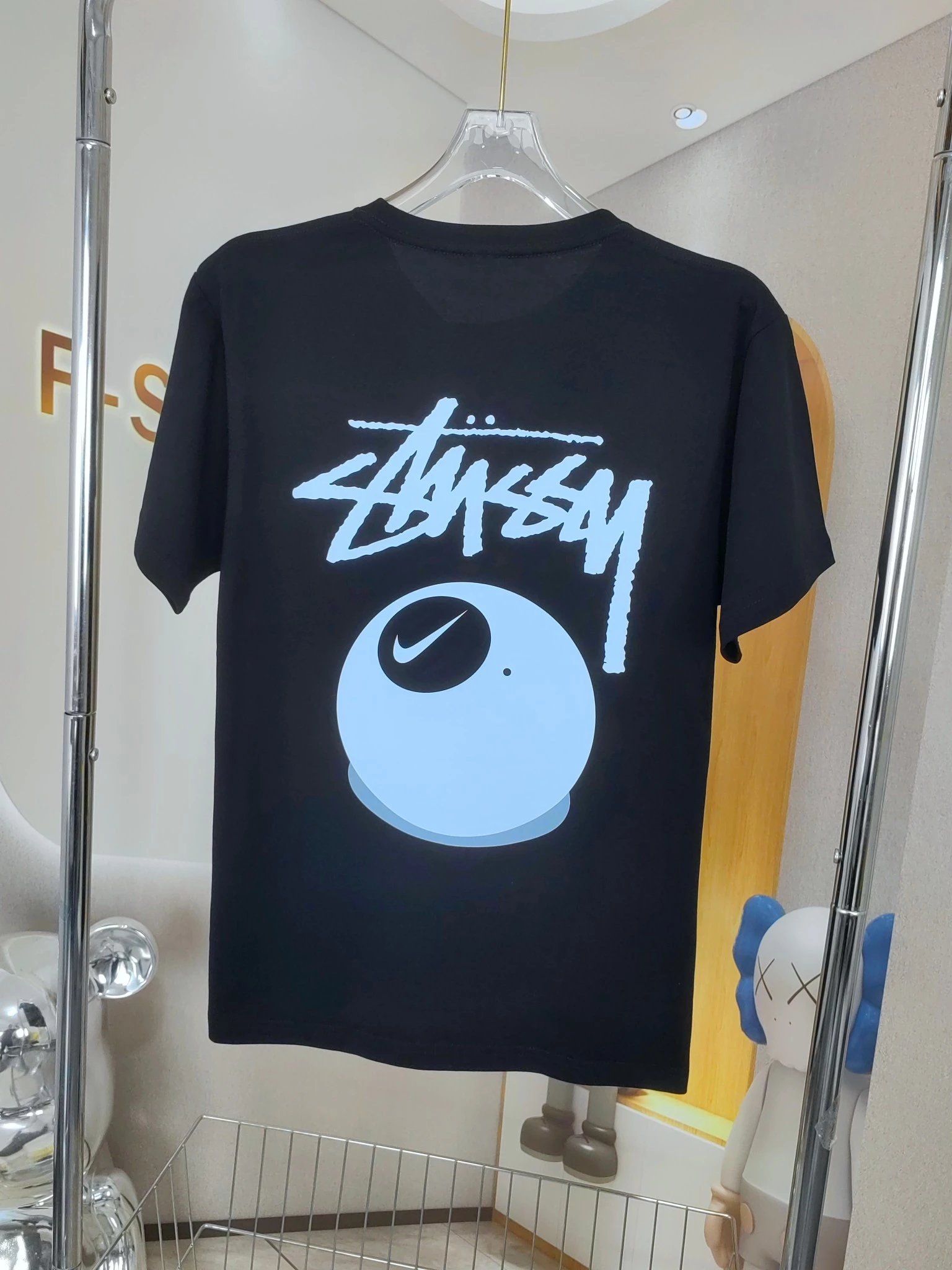 STUSSY 斯图西 耐克联名款 台球两色T恤 
男女同款 21s 220g 40支双纱新疆棉 市场天花板品质 辅料 贴纸 包装 齐全
 colour白 8