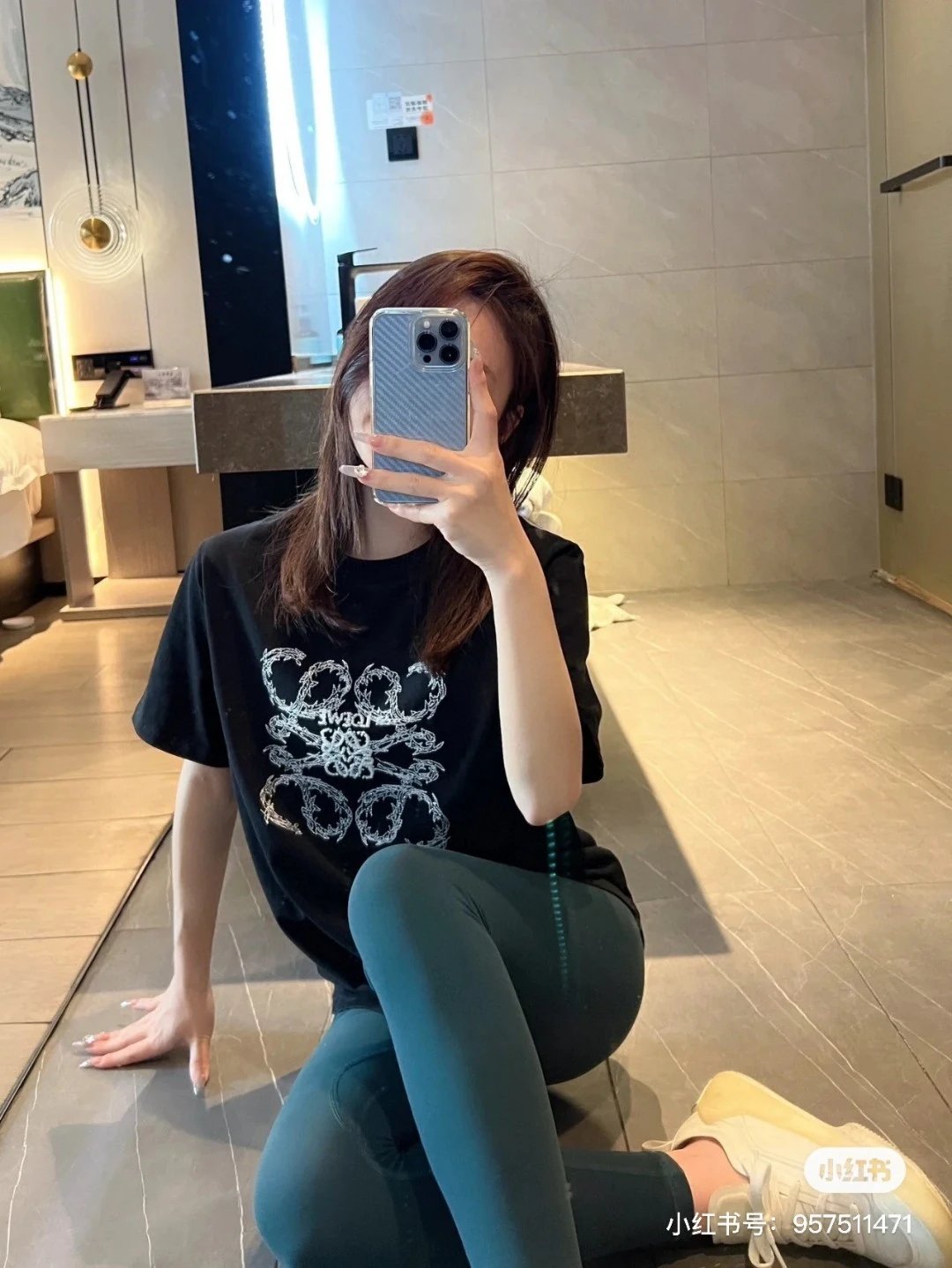 over size大版型好酷搭配leggings穿也妥分享好看的罗意威短袖T恤合集绝绝子Loewe短袖分享给你们很轻松就可以驾驭的下衣失踪风 3