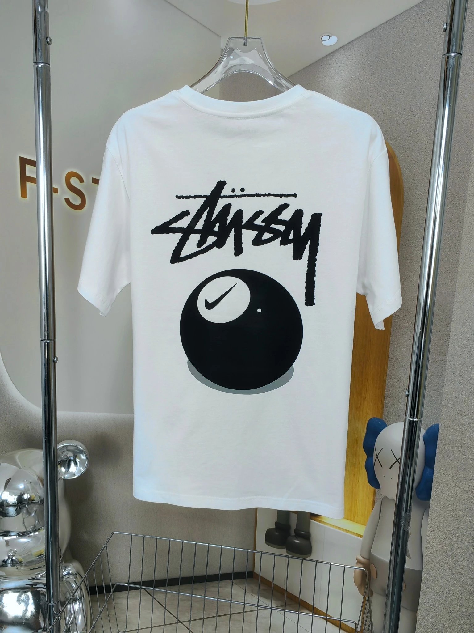 STUSSY 斯图西 耐克联名款 台球两色T恤 
男女同款 21s 220g 40支双纱新疆棉 市场天花板品质 辅料 贴纸 包装 齐全
 colour白 6