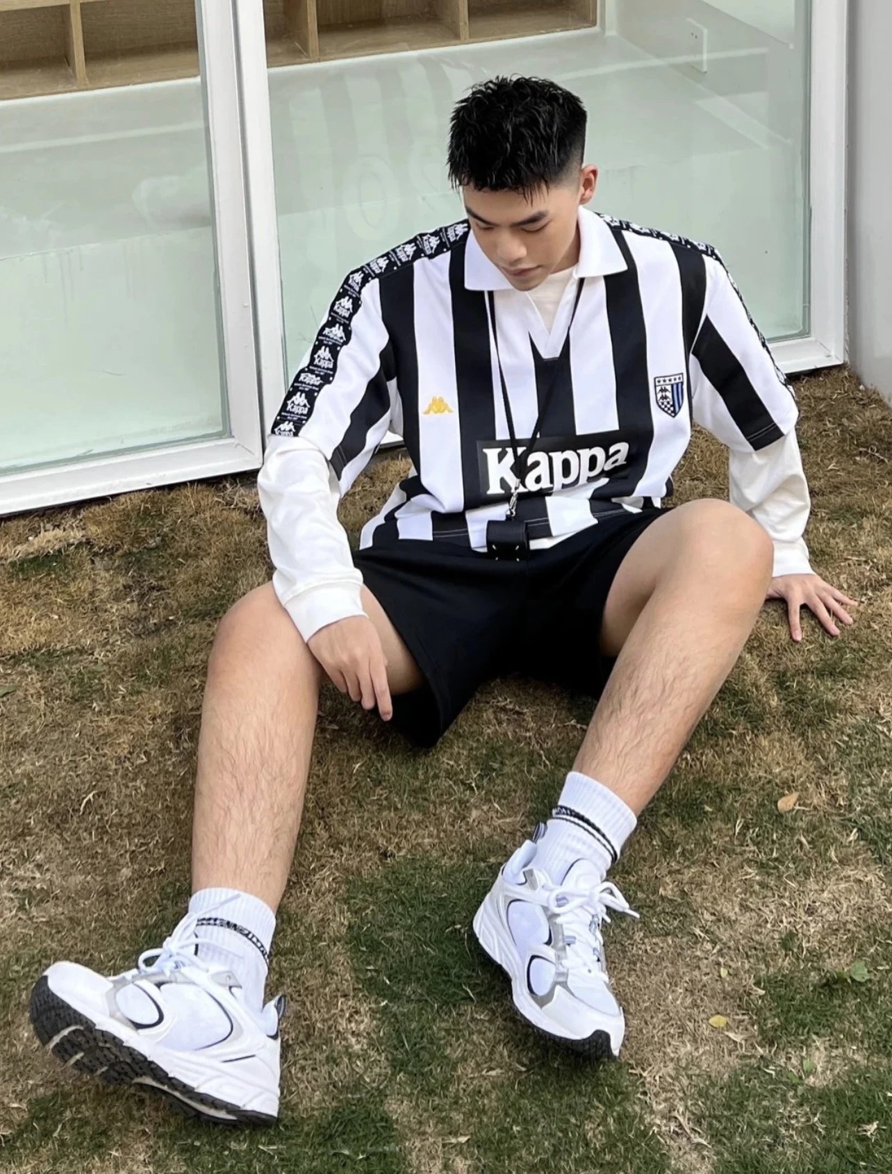 2022春夏以足球为灵感的背靠背短裤运动时装系列春日穿搭 6