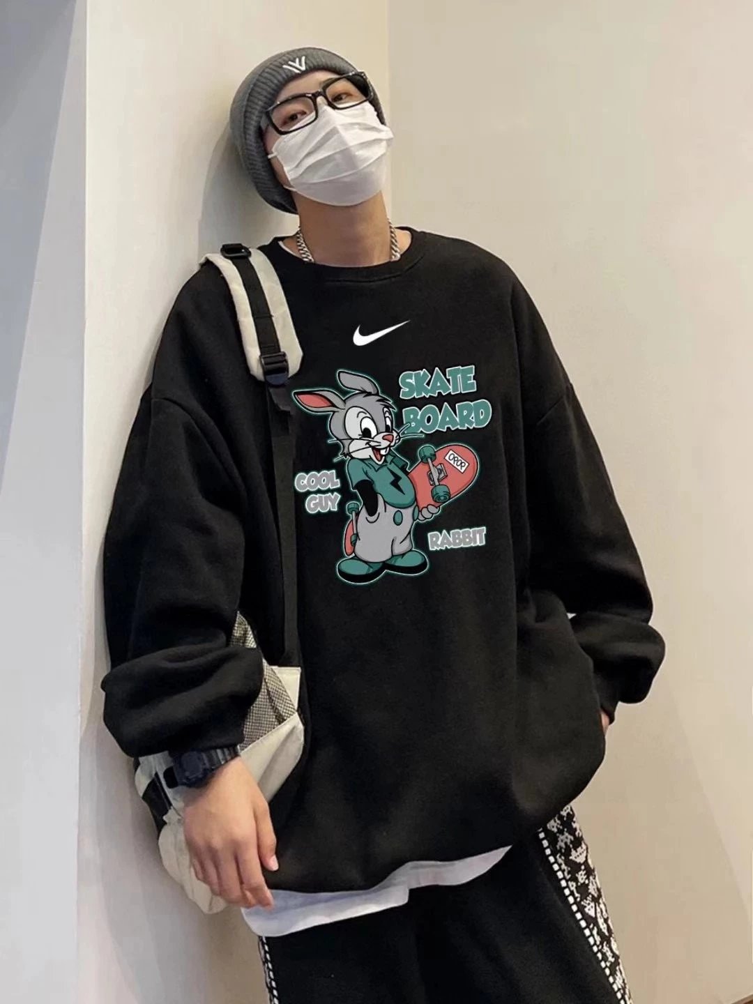 Nike滑板兔八哥套头卫衣百搭外穿配夹克外套都可以情侣款 7
