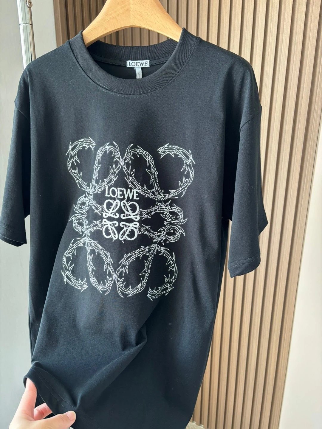 over size大版型好酷搭配leggings穿也妥分享好看的罗意威短袖T恤合集绝绝子Loewe短袖分享给你们很轻松就可以驾驭的下衣失踪风 8