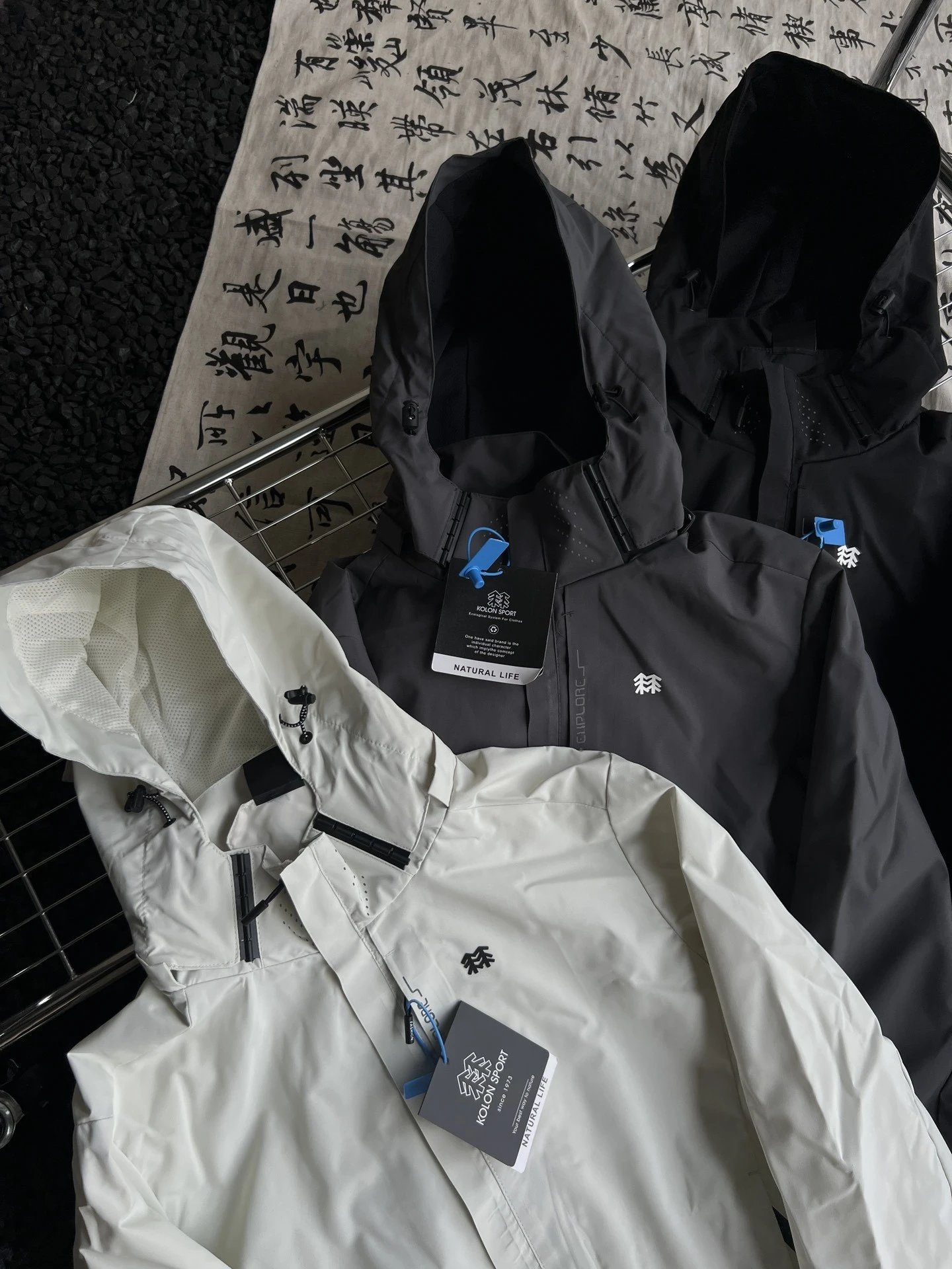 原单品质冲锋衣科技防水篇品质在线店主特别主推原包装原吊牌  ko隆25ss户外防风功能性夹克冲锋衣运动外套 的户外防护绝对是今 2