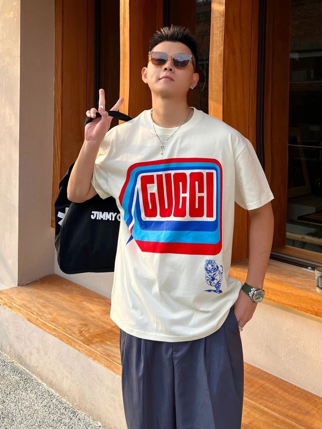 Gucc1特别推出了中国虎年限定迎接即将到来的虎年
高克重面料 版型完美 上身绝绝子 男女百搭 
寓意是在新的一