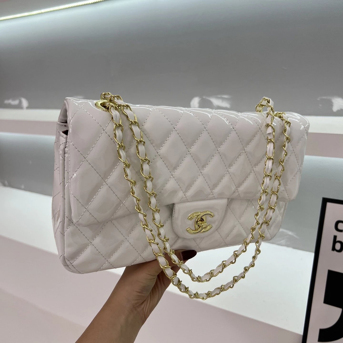 CHNEL香奶奶 26A 经典1112双C Logo 菱格皮穿链 羊皮革拼金色金属 斜挎包 女款 绿色 9