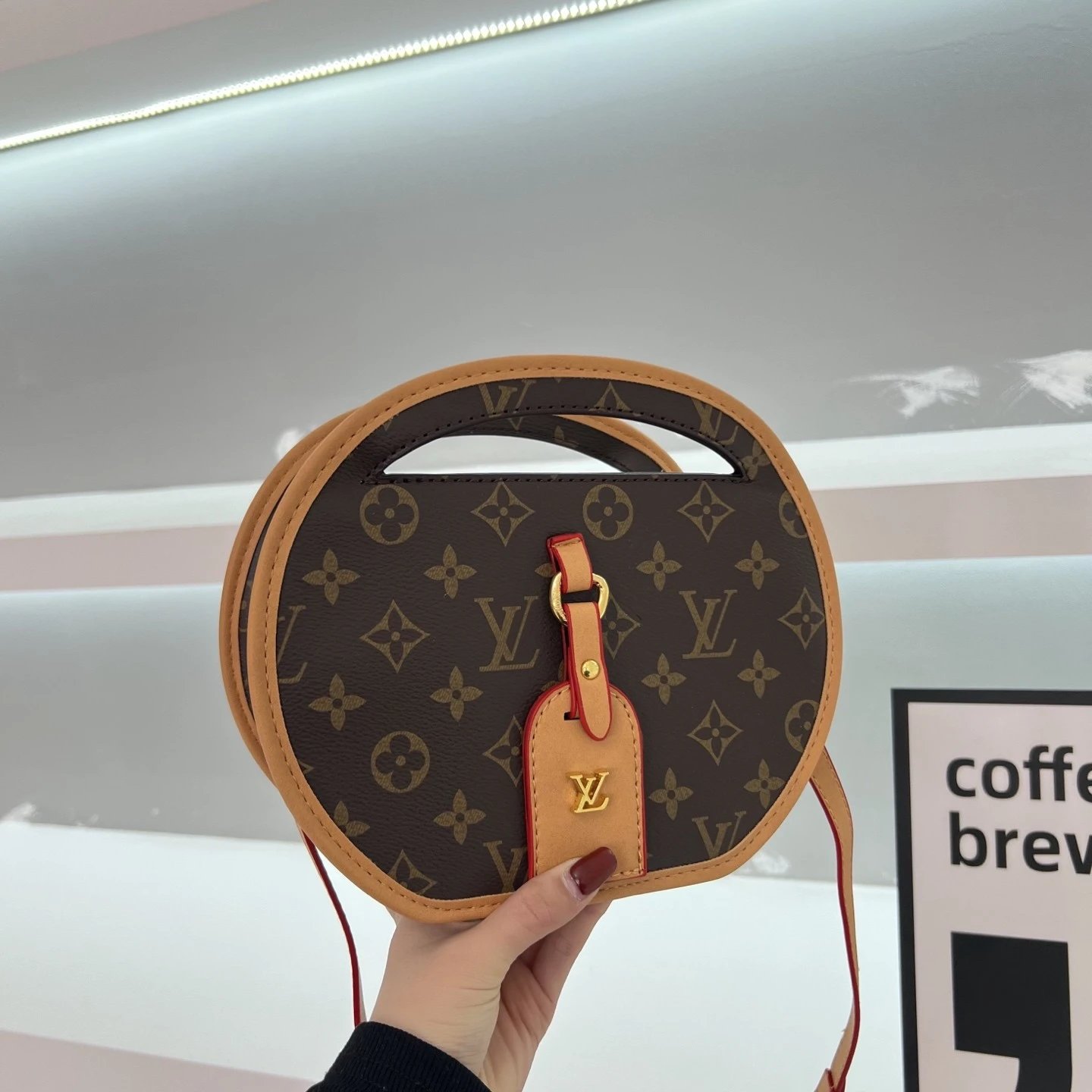 铝牌 Boite Chapeau 装饰名称标签金色硬件 涂层帆布 单肩斜挎手提包 迷你 女款 棕色 2