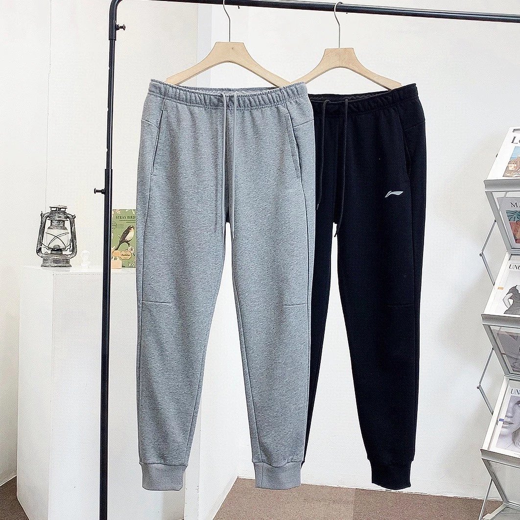 Ln2021秋季新款 拼接设计束脚运动长裤立体剪裁让你穿出独一无二得效果原厂出品 李宁运动休闲裤面料客供350克纯棉毛圈做出来的裤子上身帅炸了潮流新视角