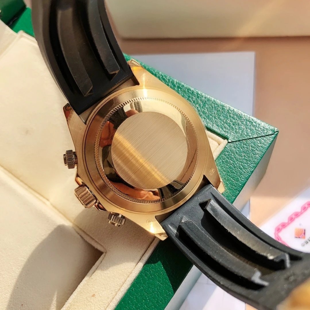 迪通拿系列鼎力巨作 匠心打造 每一块腕表均严格检测 搭载超级稳定4130机芯GTC中国国检检测证书联网可查一档调时计时秒针 3字位9字位小针 功能原装一致表壳原版开 13