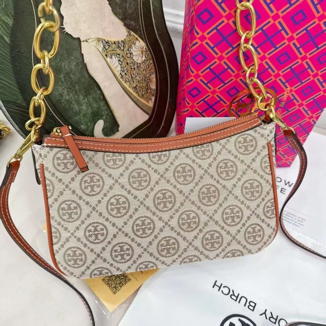 T0RY BURCH 汤力柏琦 TB T Monogram 新春限定 老花满印Logo 织物 腋下包单肩包 女款 榛子棕红色 5