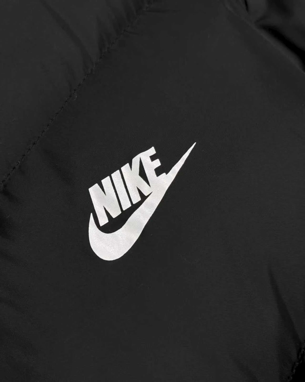 Nike耐克风行者羽绒棉服 Nike耐克 男连帽保暖跑步训练短款运动休闲夹克羽绒棉服
独家品质 区别通货
DV1132247
StormFIT Windrunner 连帽拉链 6