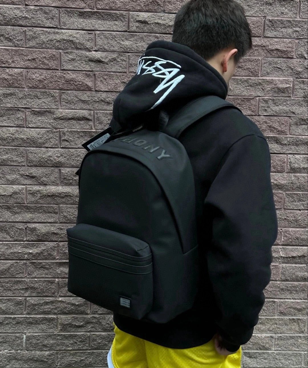 Stussy 斯图西秋冬款字母系列 刺绣字母logo连帽卫衣WY067 男女同款

招牌 宽松版型
无性别风格商品 男女同款
加绒面料
街头潮流Stussy始于海滩文化从冲浪玩到滑 2