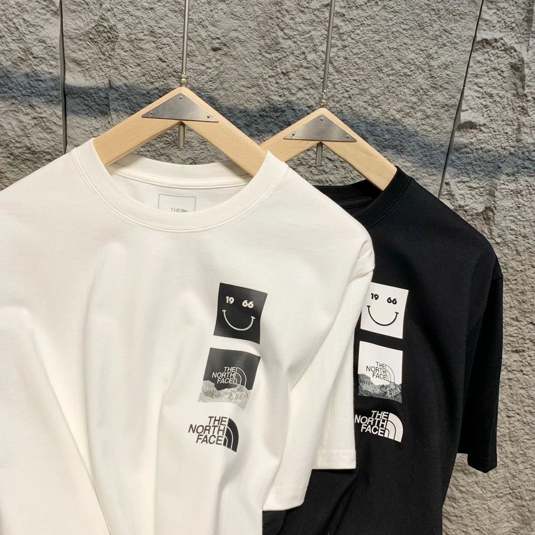 北面tnf2024新款方块印花精品数码印花清晰无毛糙负责任的讲就跟柜子买的样衣比柜子不如我纯棉高端T恤短袖男士款强调超级品质
m肩宽51胸围110衣长69袖