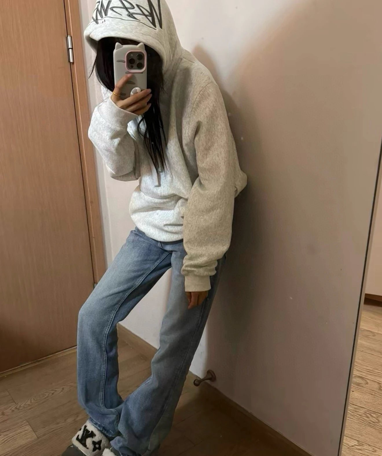 Stussy 斯图西秋冬款字母系列 刺绣字母logo连帽卫衣WY067 男女同款

招牌 宽松版型
无性别风格商品 男女同款
加绒面料
街头潮流Stussy始于海滩文化从冲浪玩到滑 7