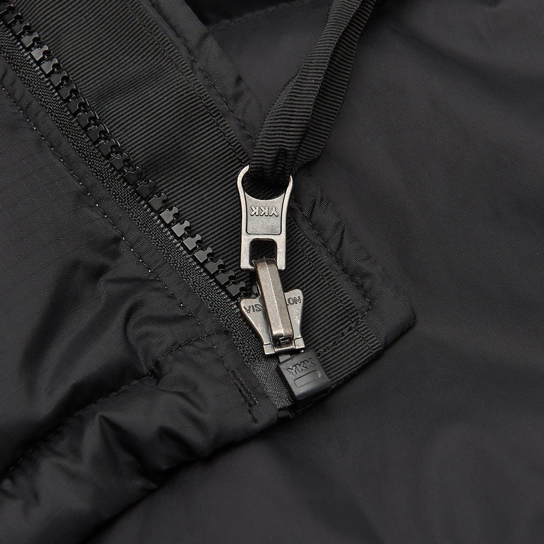   北面1996 Nuptse 经典款羽绒服 4
