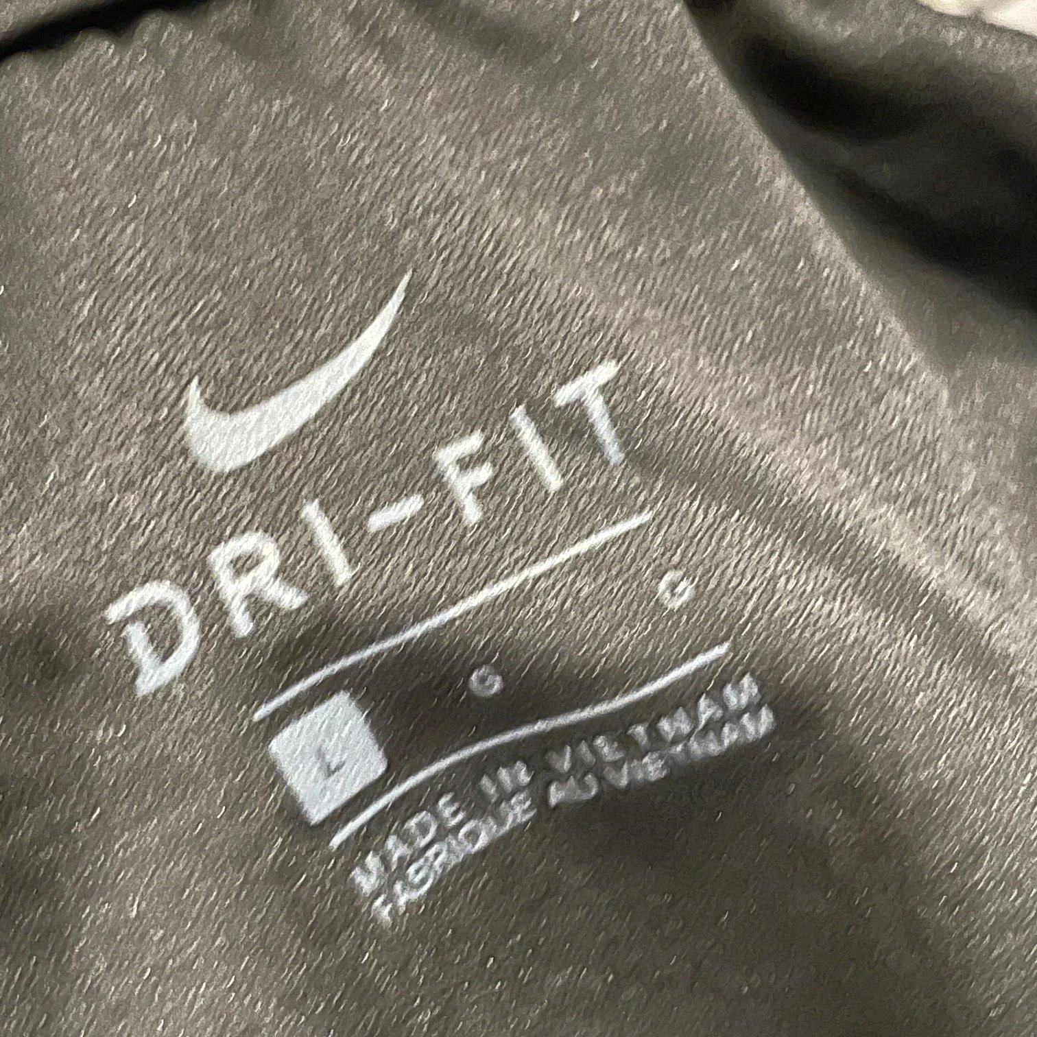 N1KENike DriFIT DNA 短裤 詹姆斯同款
速干篮球运动短裤 百搭黑色
纯原 保真 水洗标货号小标被剪 
其余完美 一条裤子四种面料
平台销量王 
尺码M L XL XXL  5