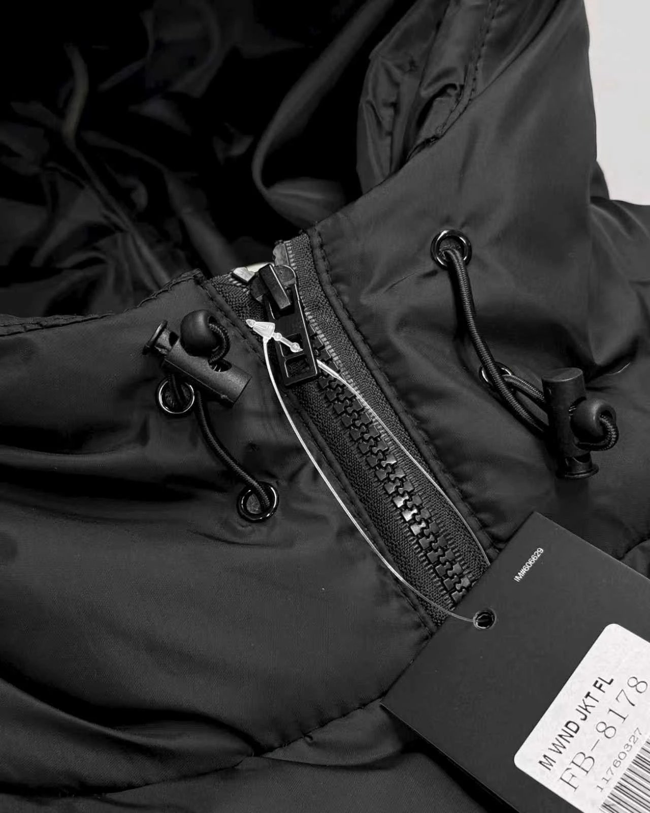Nike耐克风行者羽绒棉服 Nike耐克 男连帽保暖跑步训练短款运动休闲夹克羽绒棉服
独家品质 区别通货
DV1132247
StormFIT Windrunner 连帽拉链 8