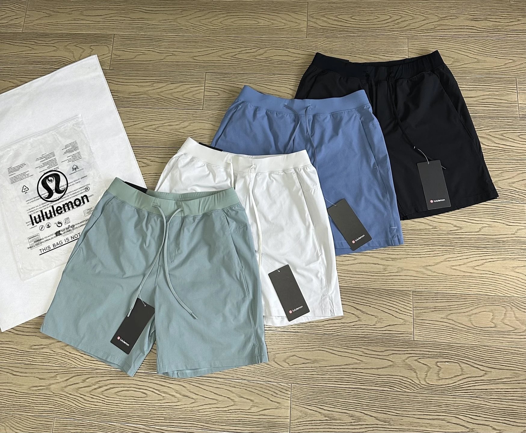 Lulu's new men's SWIFT shorts feature functional woven fabric!