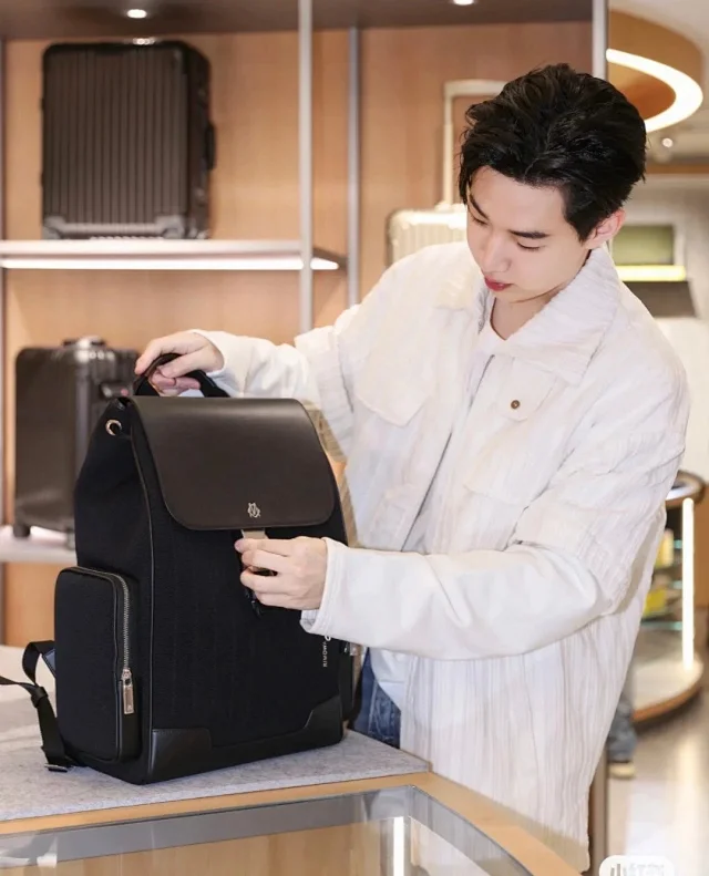 RIMOWA Backpacks Never Still Flap Backpack product detail image 5
