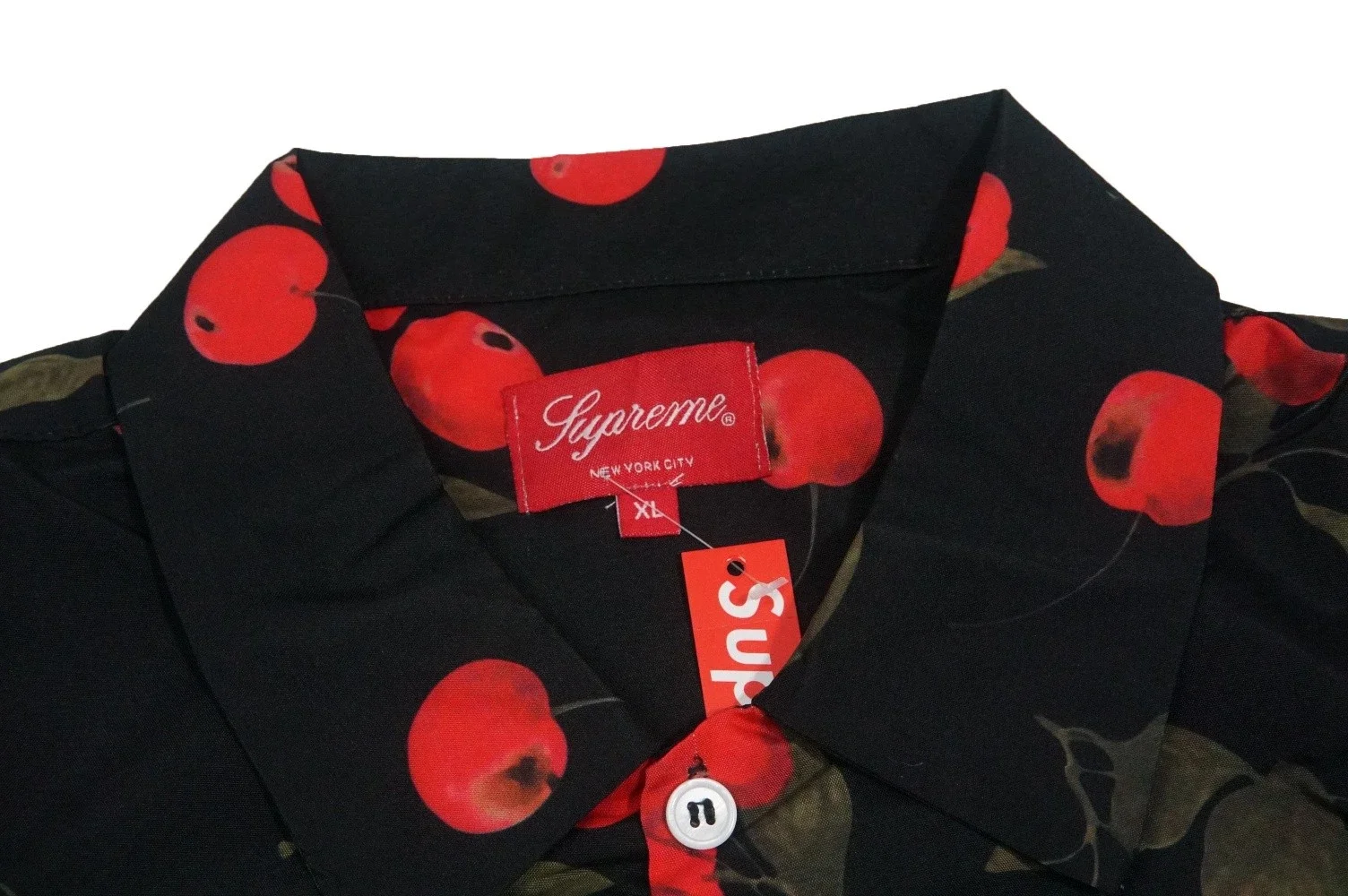 Supreme 19SS Cherry Rayon S/S Shirt 樱桃短袖衬衫