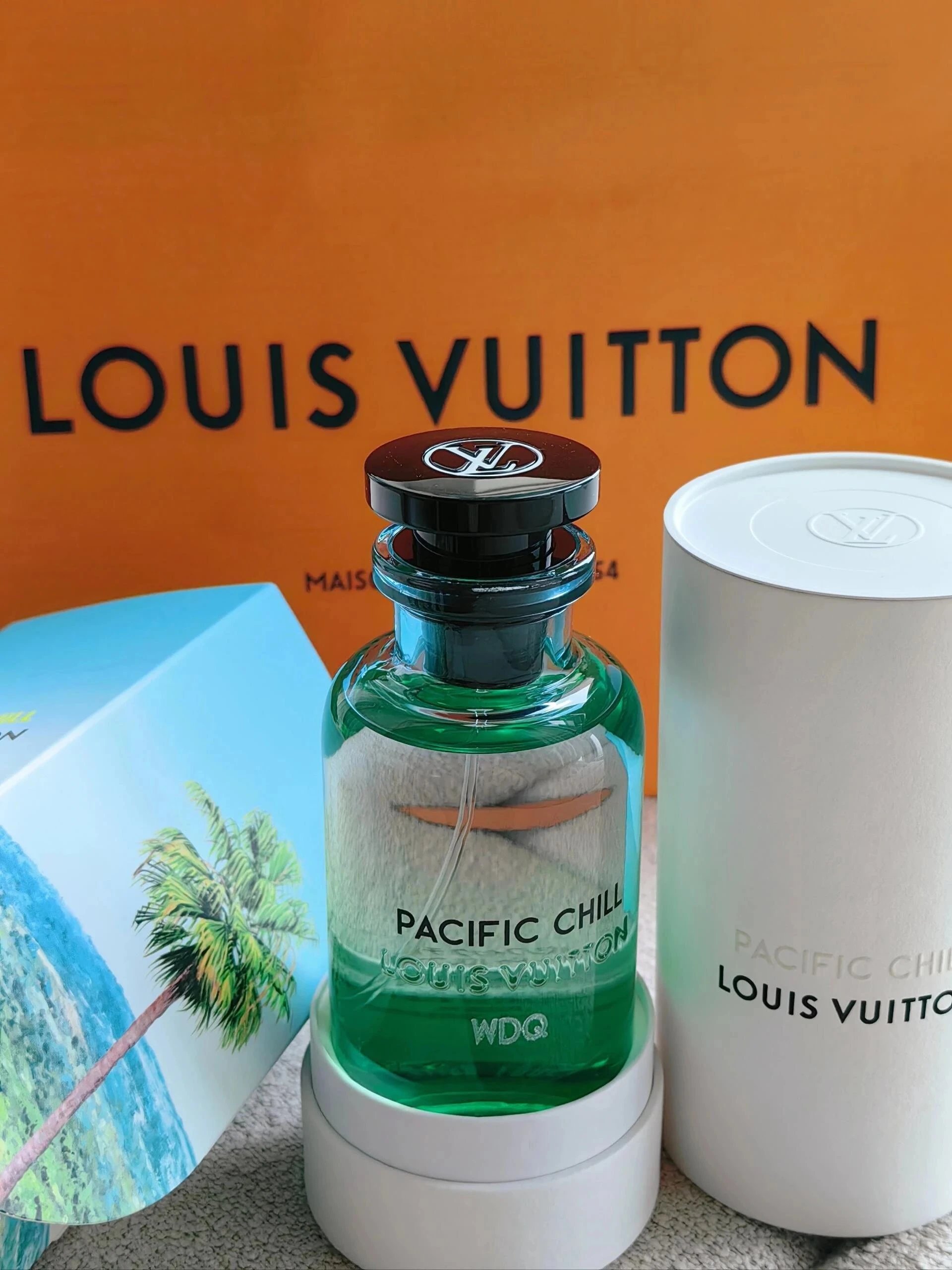 【Exclusive for Loyal Fans】Pacific Chill Coastal Breeze Eau de Parfum 100ml: The Scent of Luxury and Serenity