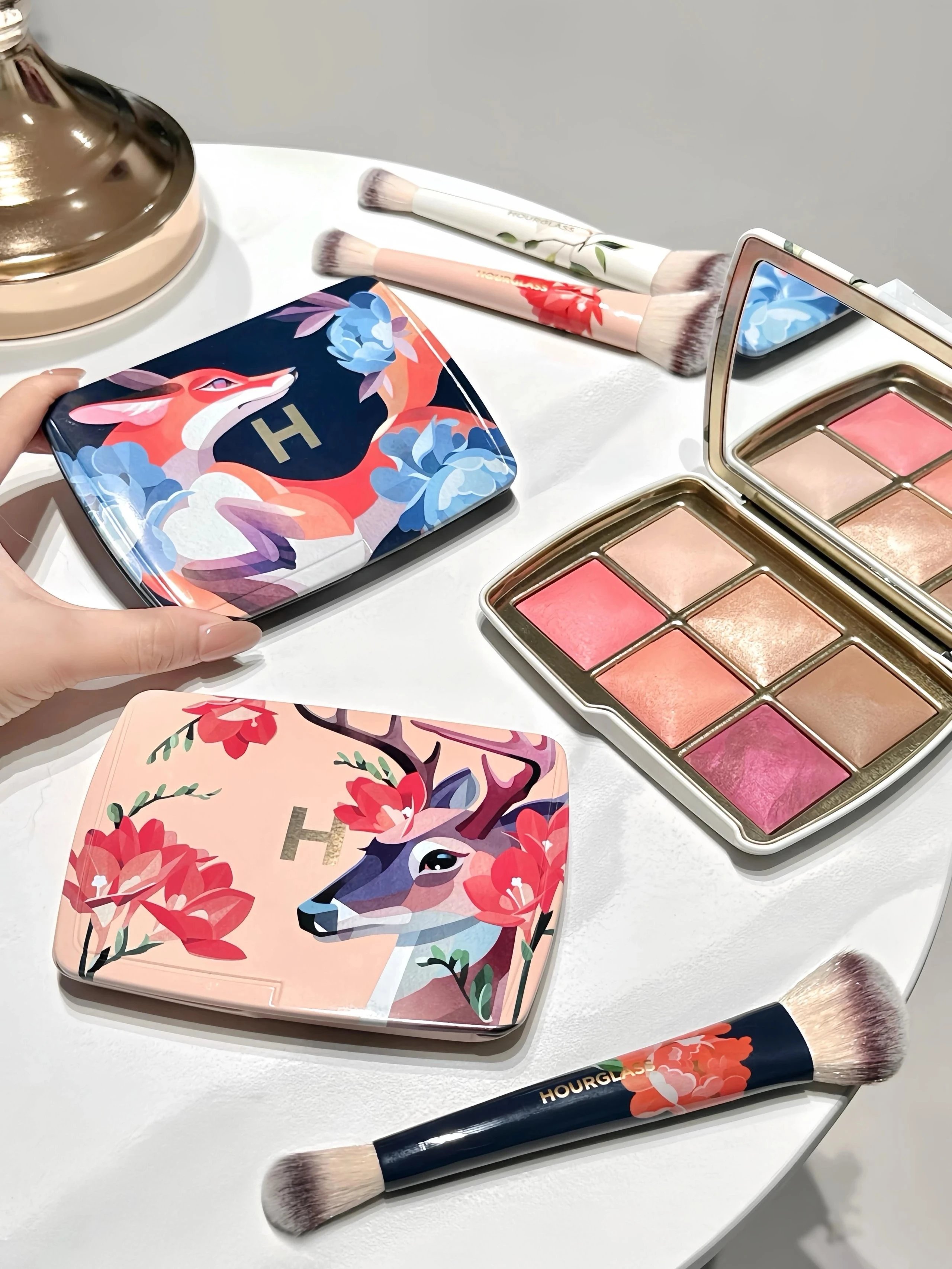 Hourglass Makeup Ambient Lighting Edit Unlocked