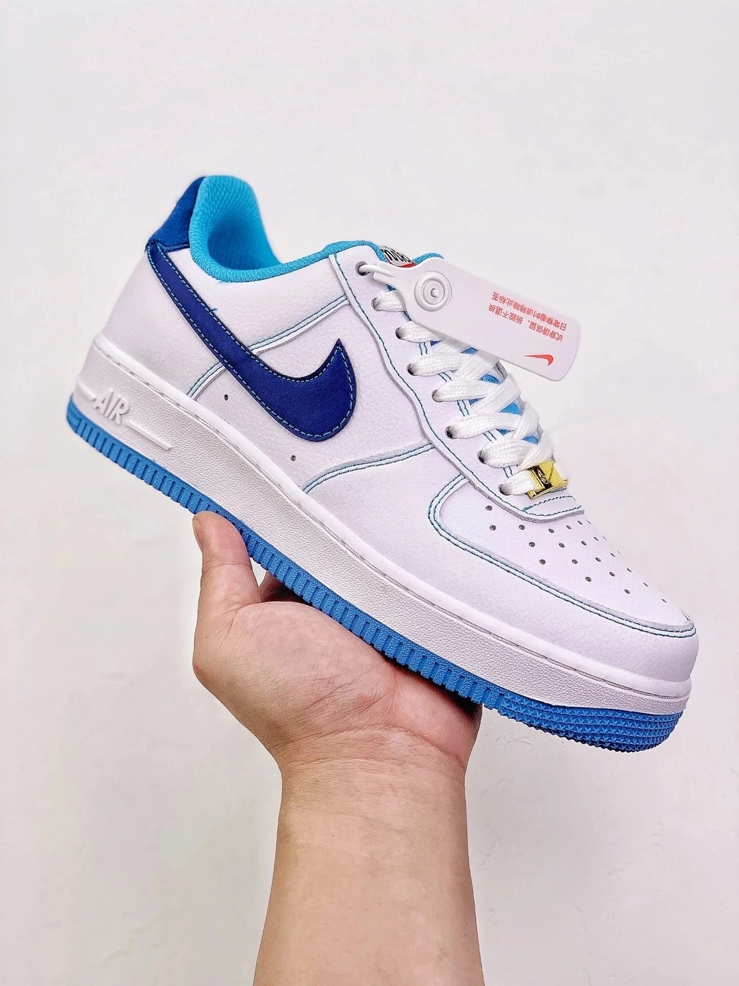 White blue hook DA8478-100