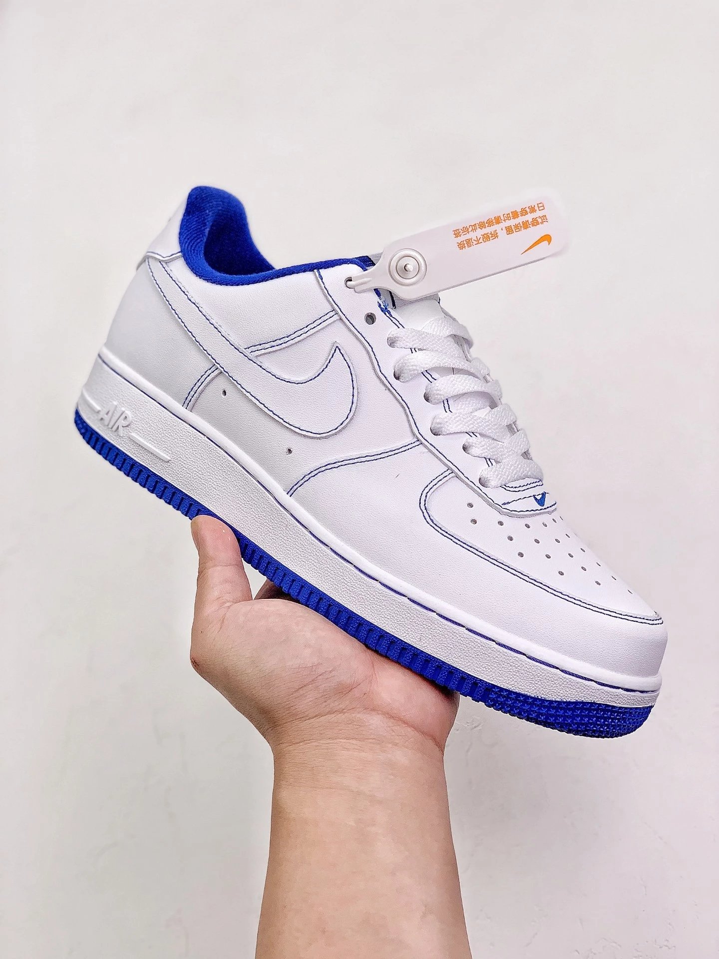White blue line CV1724-101
