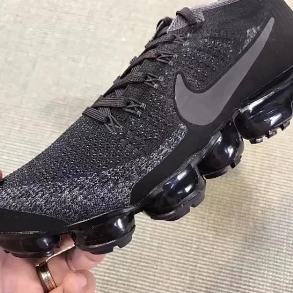Nike Air VaporMax Flyknit 2 Turquoise Gradient Running Shoes - 25