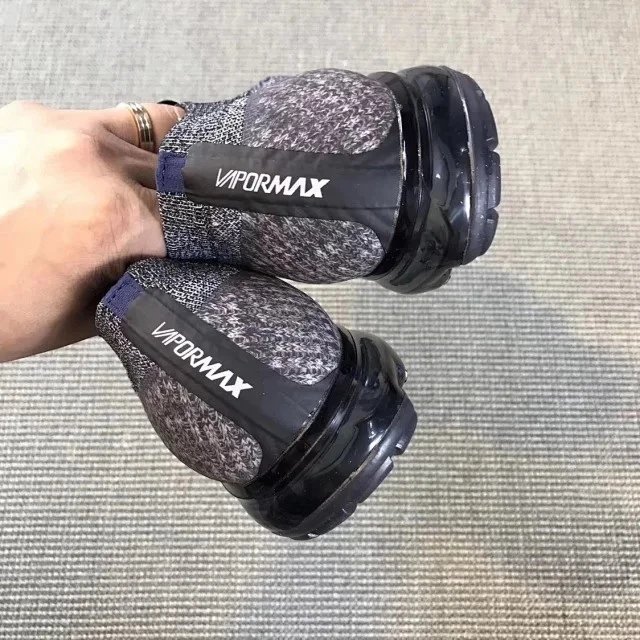 Nike Air VaporMax Flyknit 2 Turquoise Gradient Running Shoes - 35