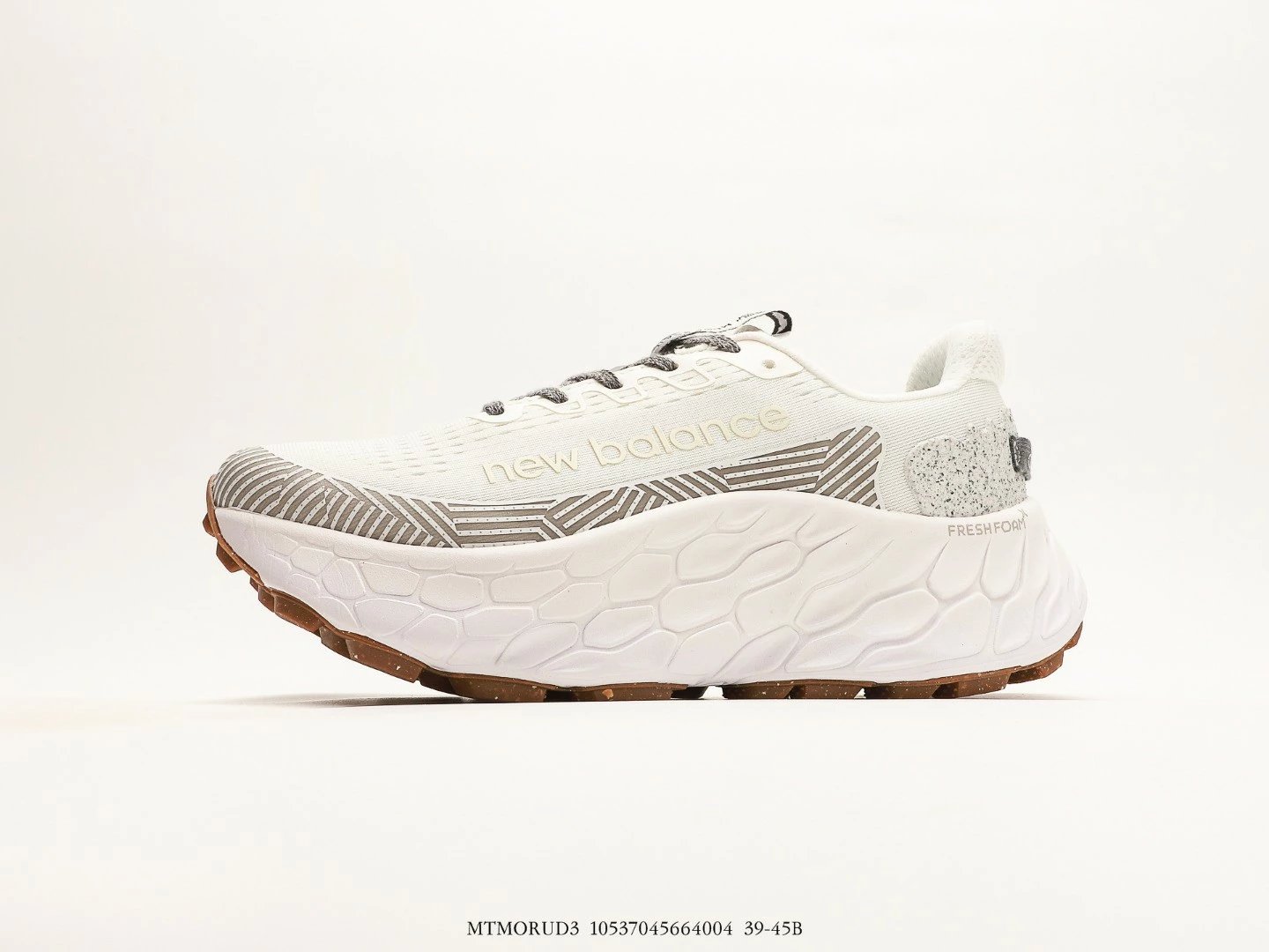New Balance MORE Professional Running Shoe WTMORUD3