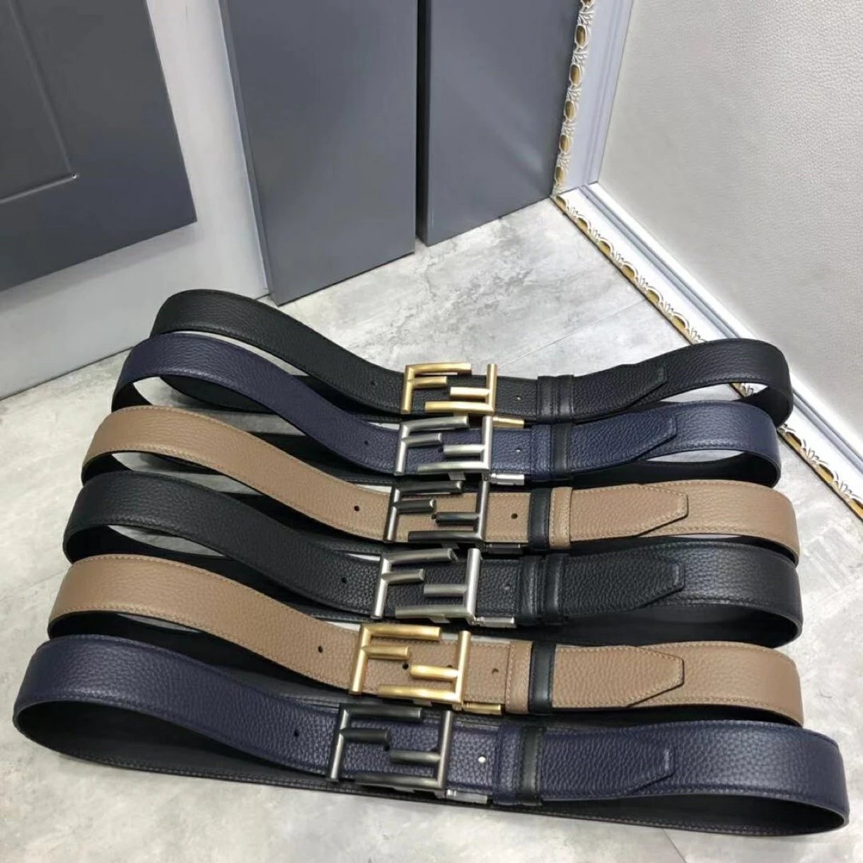 Fendi Monster Head Leather Belt Rotating Buckle 3.5cm