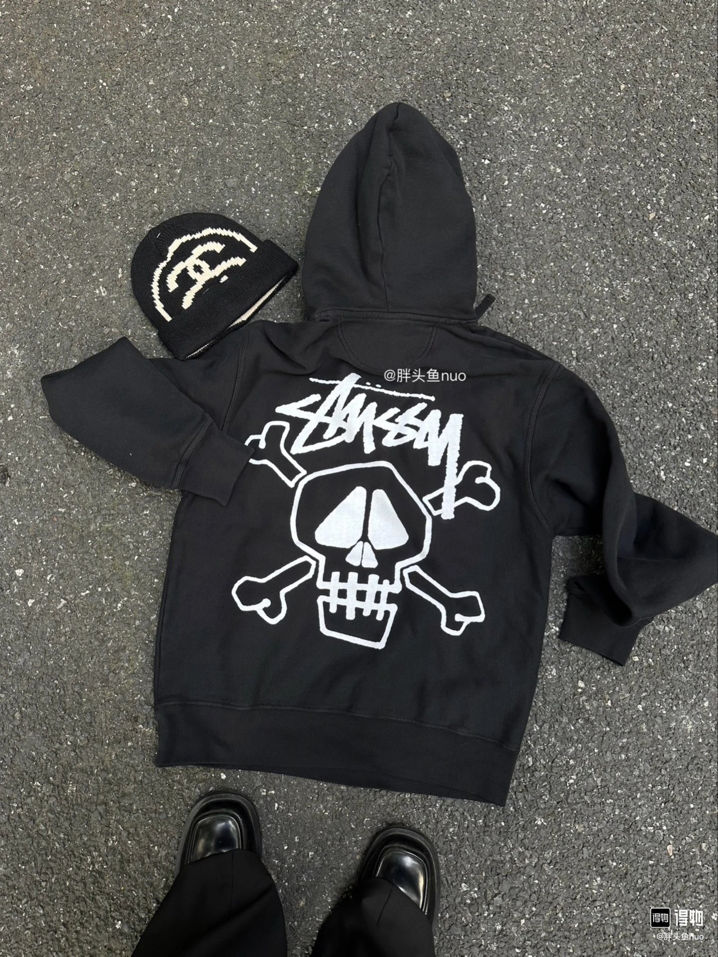 15 Black