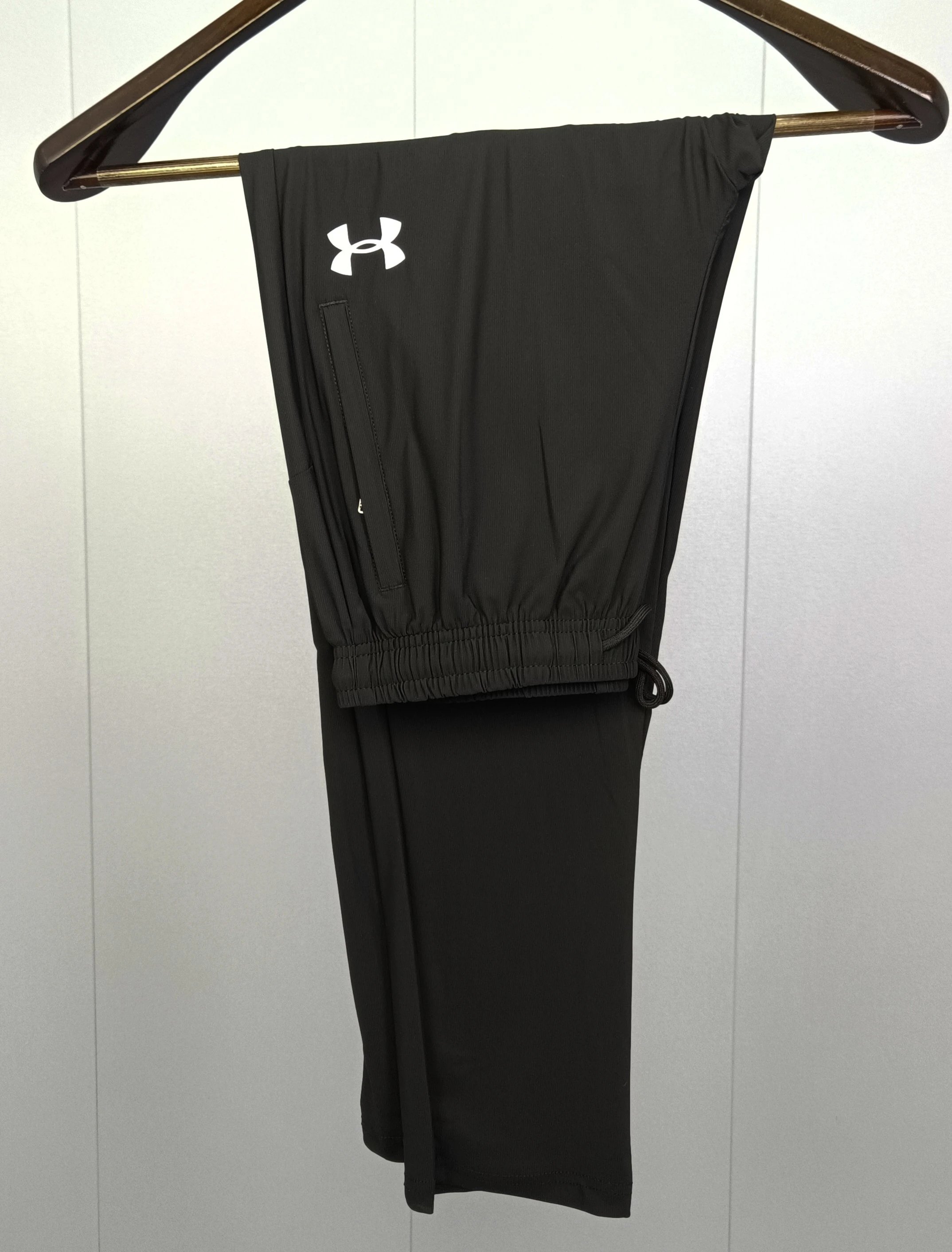 UA Ice Silk Straight Pants