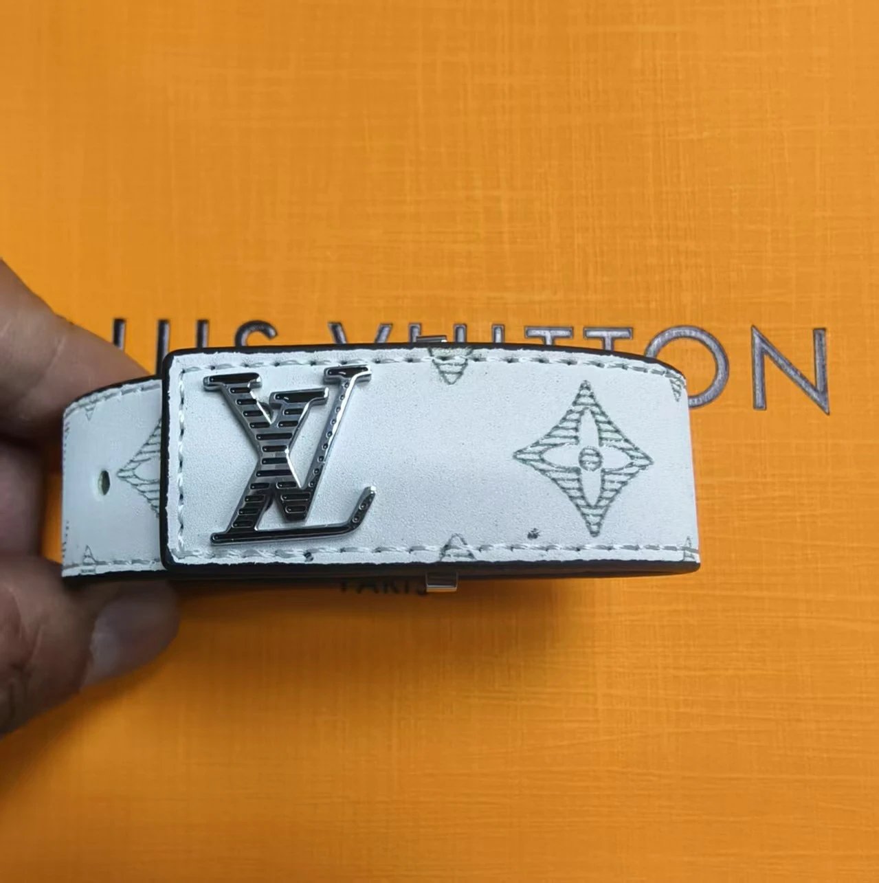 White Stripe Buckle