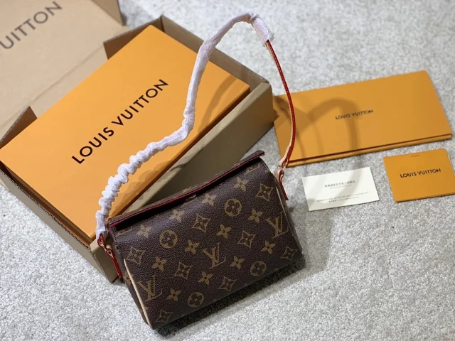 Vintage包包中古腋下包老花表参道限量版方盒子手提单肩斜挎包 Vintage包包中古腋下包老花表参道限量版方盒子手提单肩斜挎包