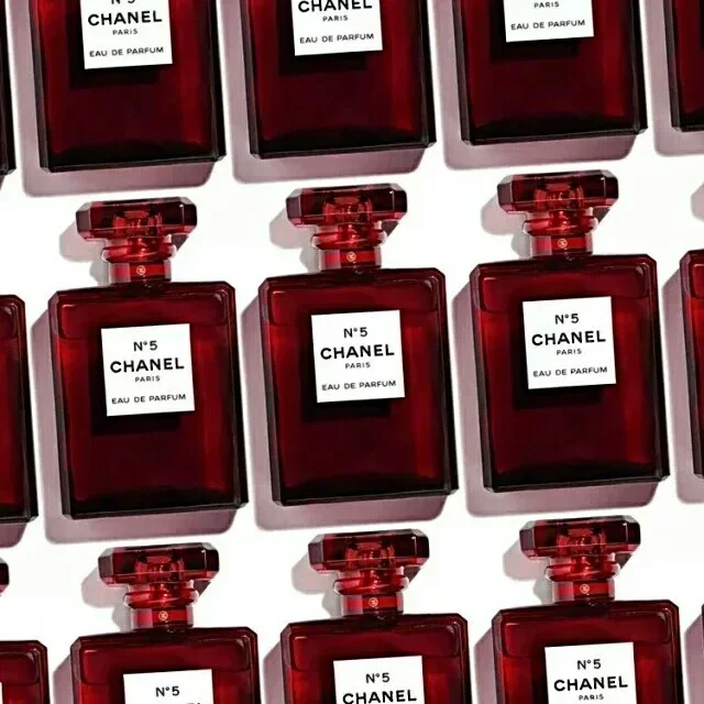 香奈儿5号红色2018圣诞限定版Chanel No 5 Eau de Parfum Red Edition