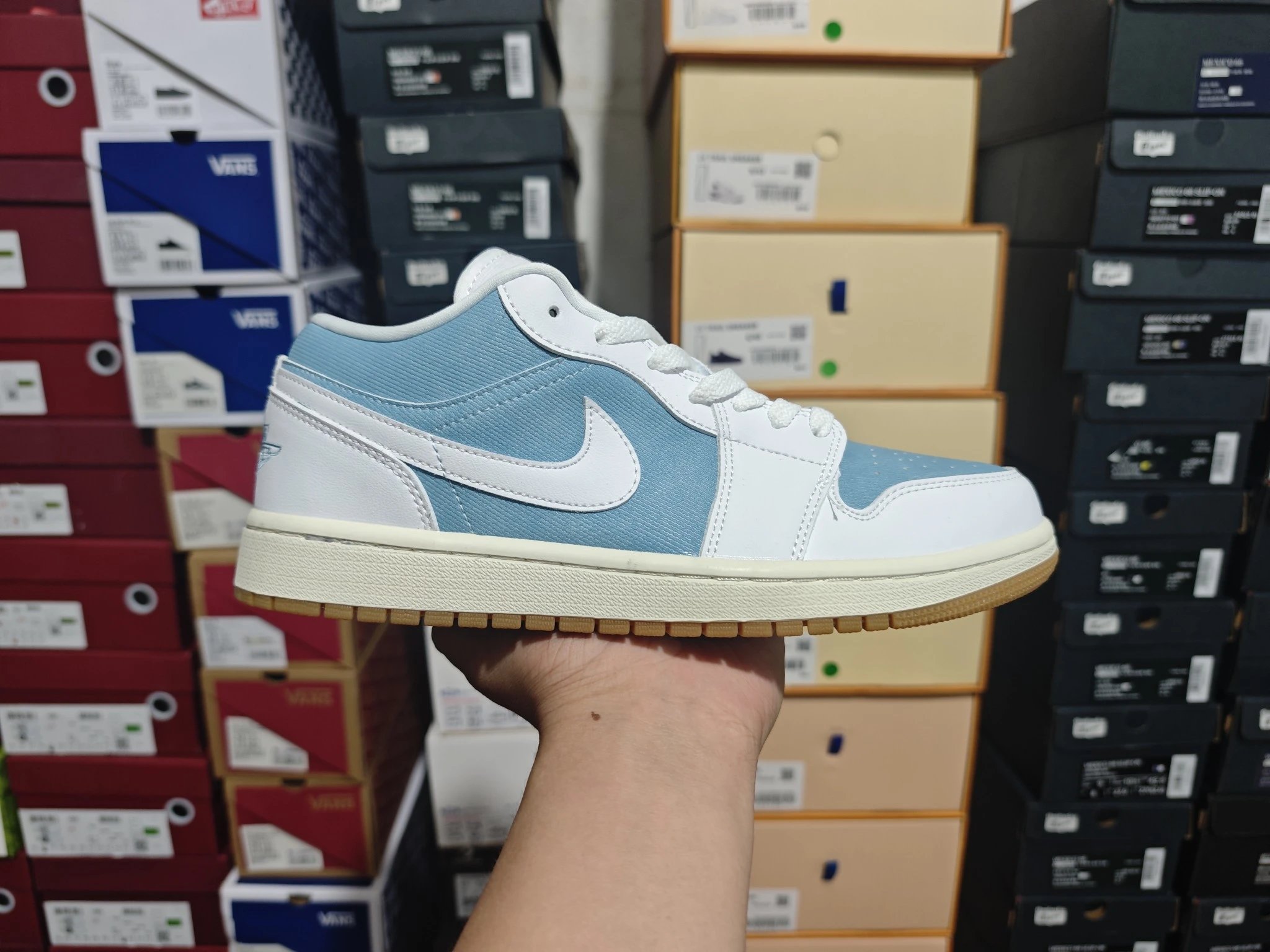 Jordan AJ1 Low Denim Blue White Basketball Shoe