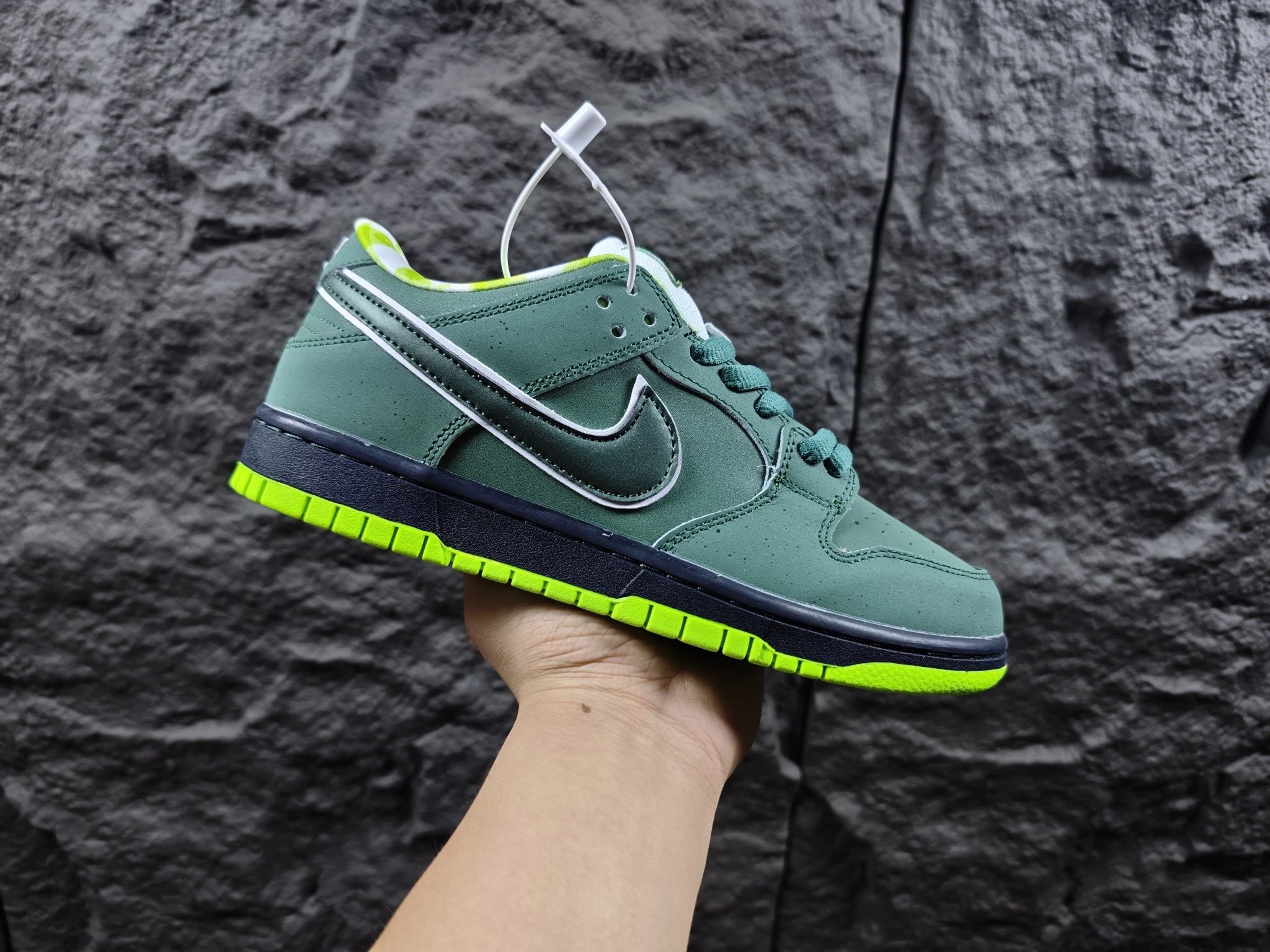 Nike x Concepts Dunk SB Orange Lobster Green