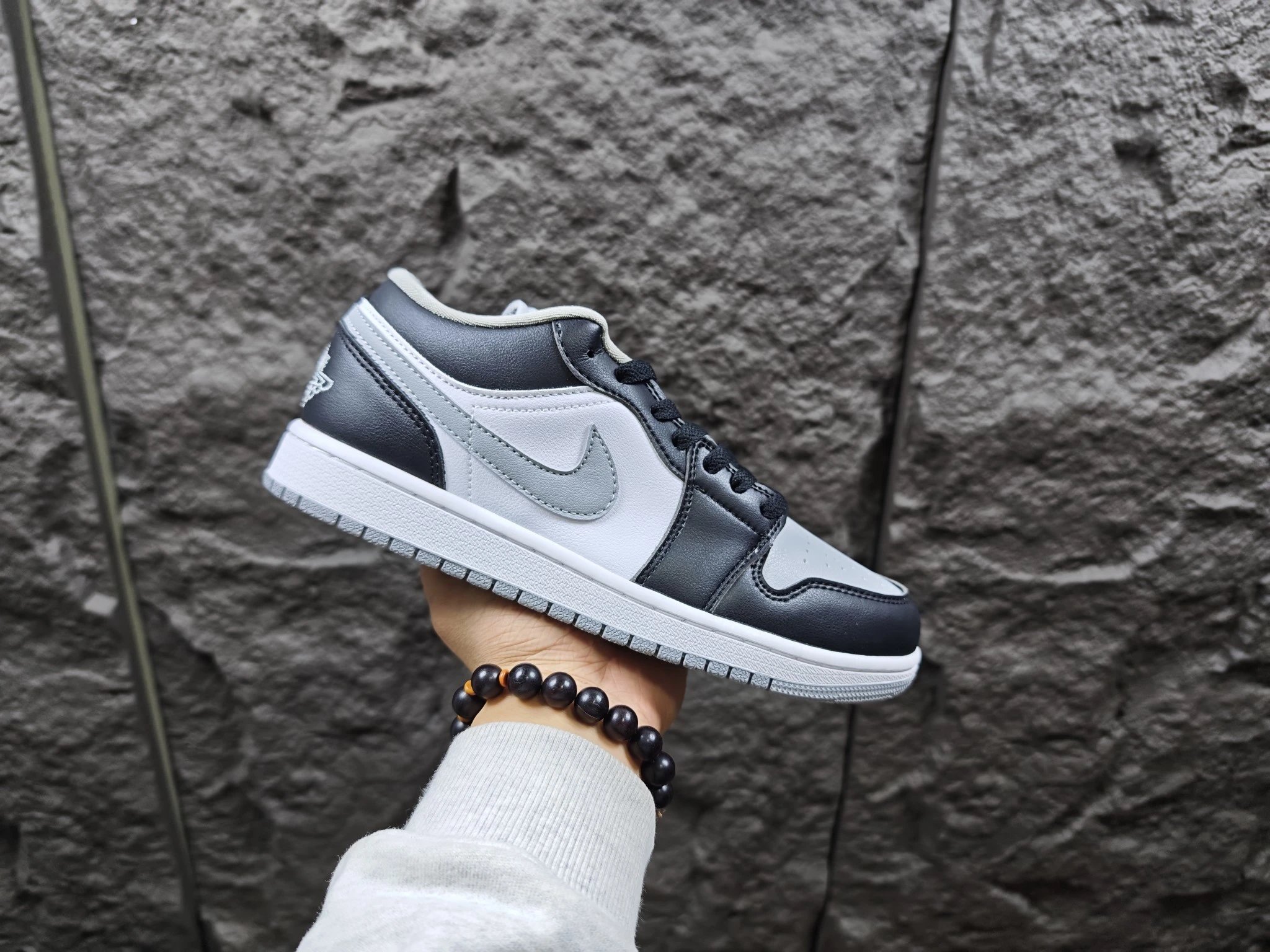Air Jordan 1 Low Shadow Gray